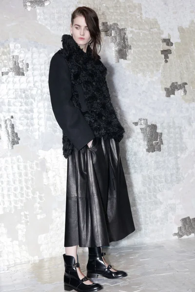Look 9